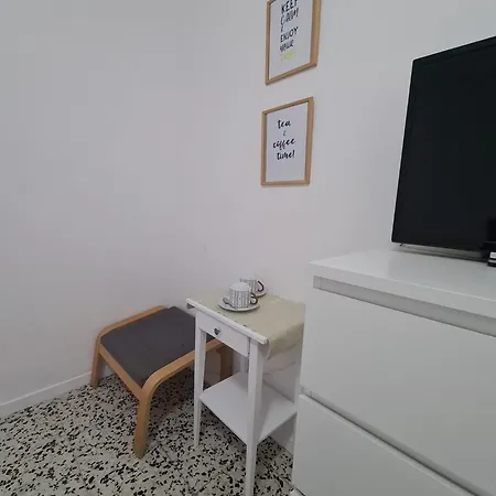 Eeb Private Room Habitacion Privada En Piso Compartido La Laguna  Exterior photo
